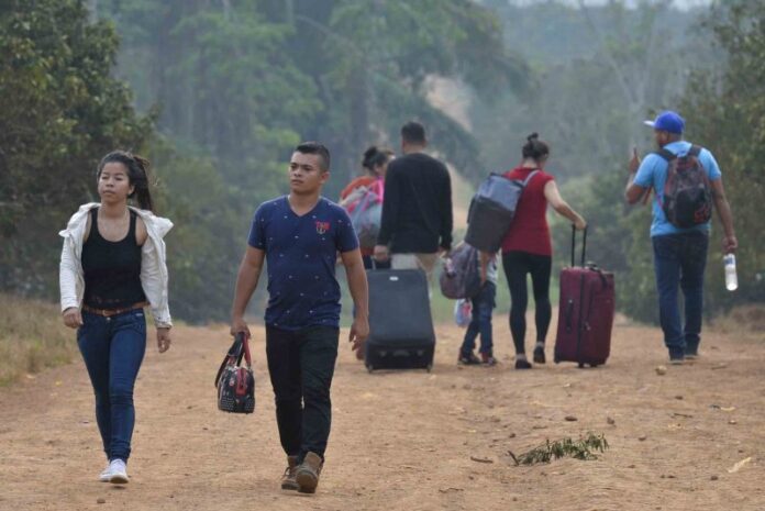 Nicaragua recibe a migrantes irregulares deportados desde EEUU, procedentes de Guantánamo