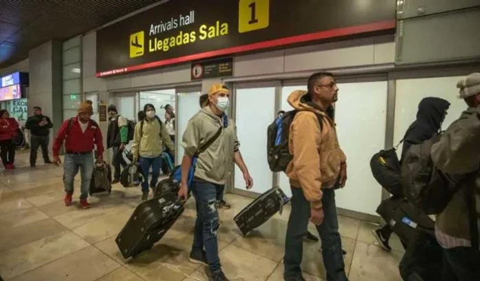 Un nuevo reglamento facilitará a extranjeros estudiar y trabajar en España, según Gobierno