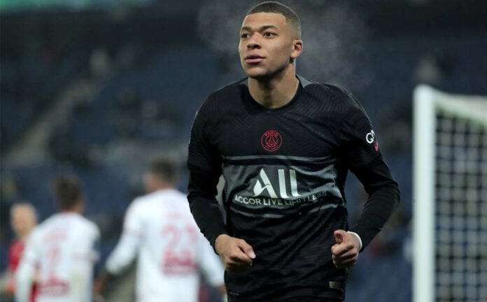 Mbappé y Vinícius ya entrenan con el grupo
