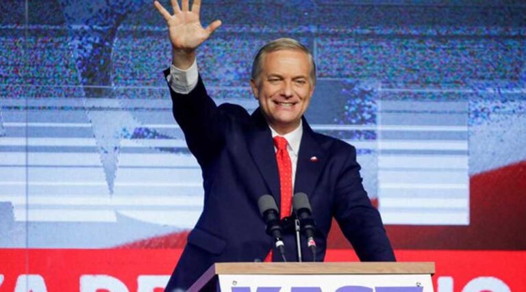 Seguridad y mano dura con la migración, claves de una política de Kast sin detallar