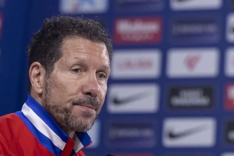 Simeone: “¿Favoritos? Si es porque ellos entraron cuartos, en realidad no lo somos”