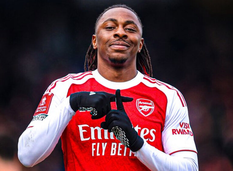 1-2. El Arsenal sufre ante el Mansfield, de tercera, pero avanza a cuartos de la FA Cup