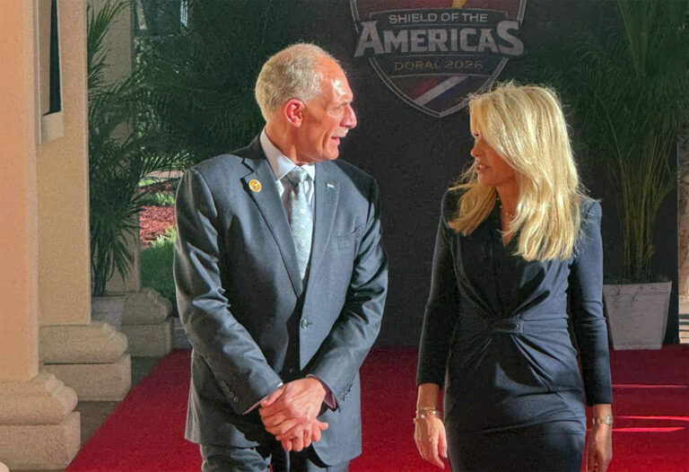 Comienza la cumbre de Trump con presidentes latinoamericanos de derechas en Miami