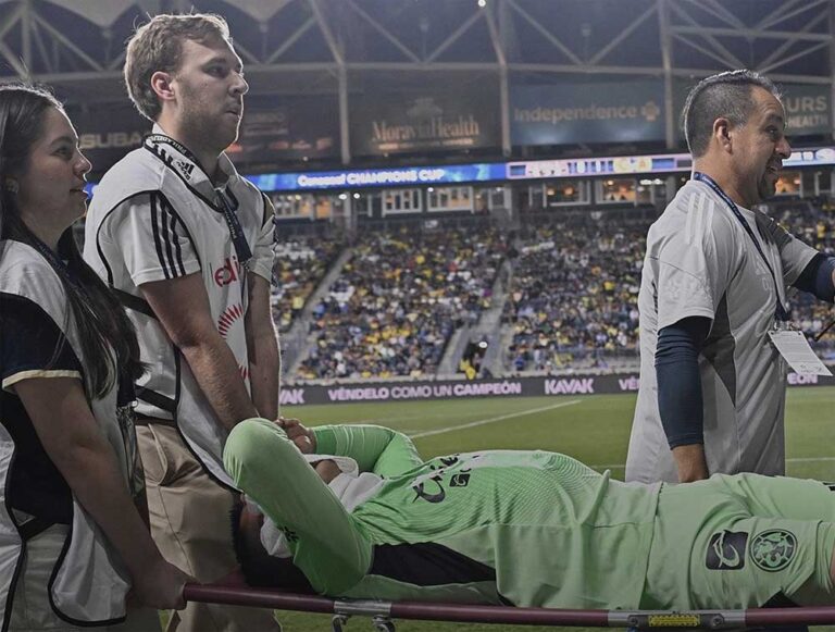 El guardameta mexicano Ángel Malagón sufre grave lesión y queda fuera del Mundial