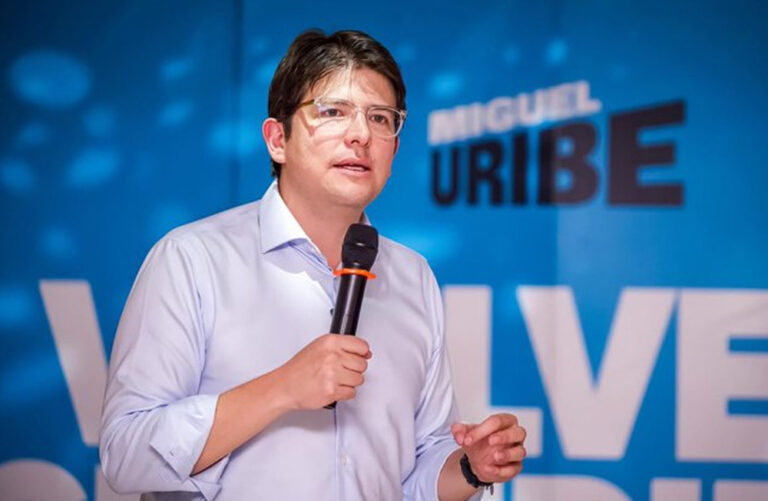 Juez condena a 21 años a implicado en asesinato al senador colombiano Miguel Uribe Turbay