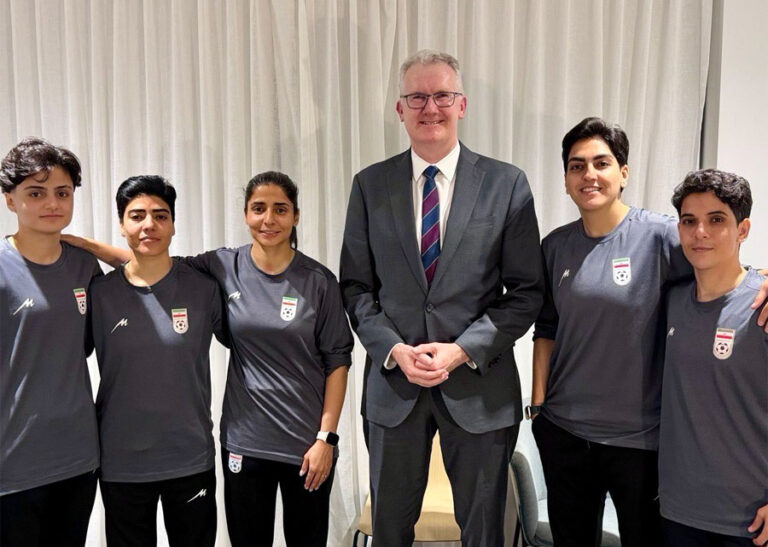 Australia confirma el asilo de cinco futbolistas iraníes y extiende invitación al resto