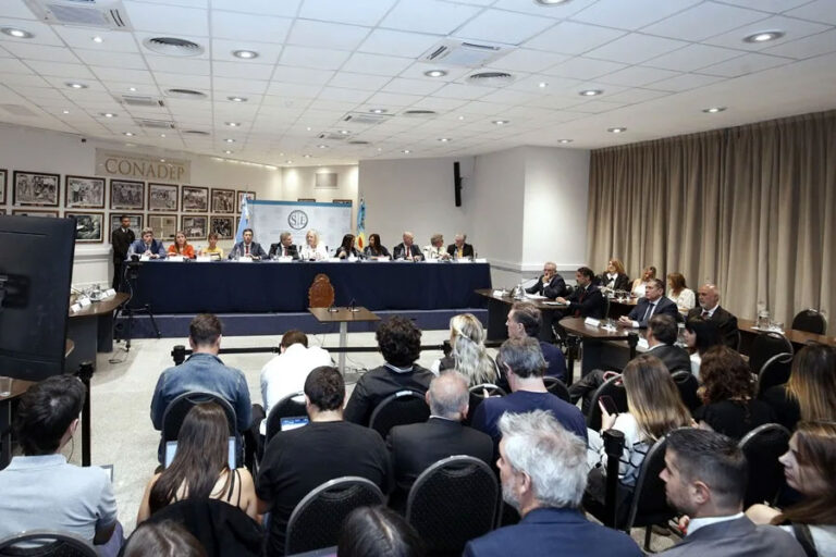 El nuevo juicio de Maradona se pospone y comenzará en abril