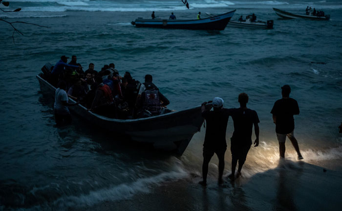 La guerra en el Golfo atrapa a millones de migrantes asiáticos sin refugios ni pasaportes