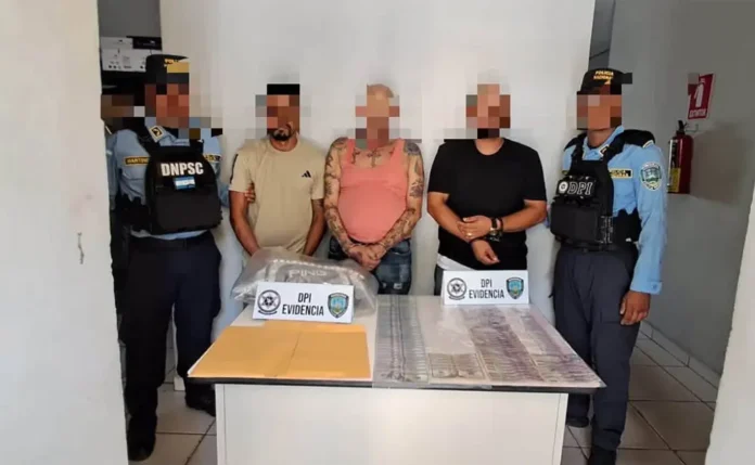 La-Ceiba-decomiso-dinero-droga-taxi.jpg