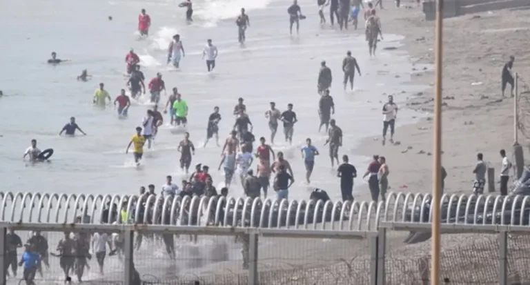 La ola de migrantes a España: ¿Qué ha pasado en la frontera con Marruecos?